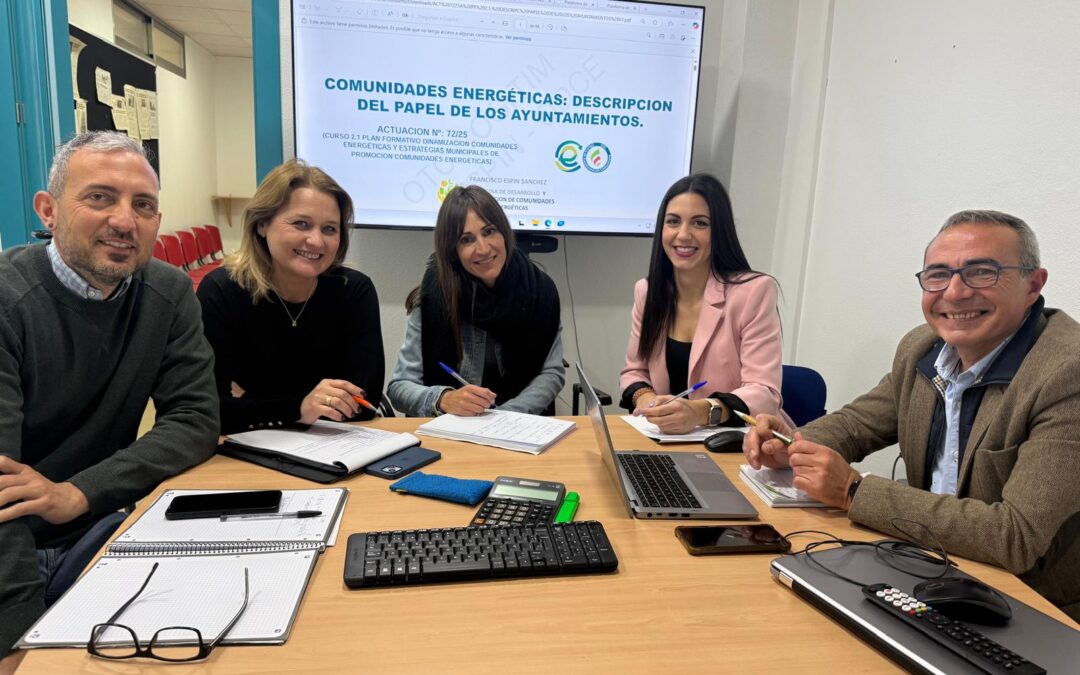 Reunión en el ayuntamiento De Molina de Segura para promocionar e impulsar a la comunidad energética en su municipio